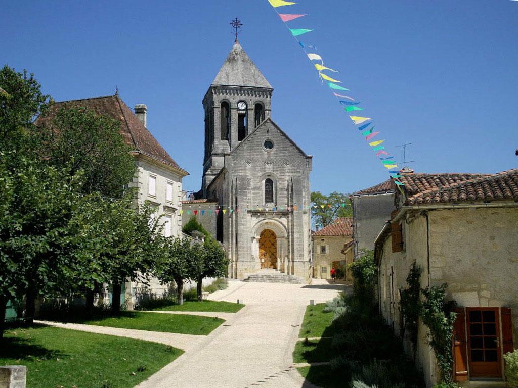 Au Pied Du Chateau Bourdeilles Exterior foto